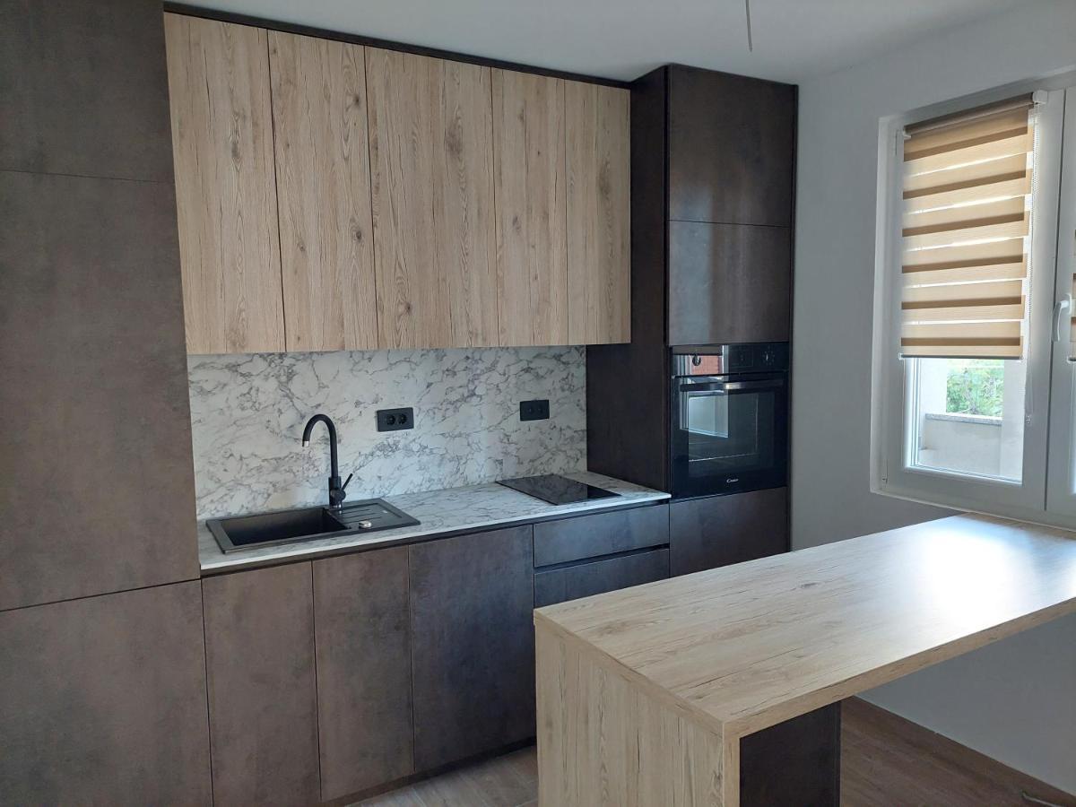 ביוגראד נה מורו Apartmani Diana מראה חיצוני תמונה