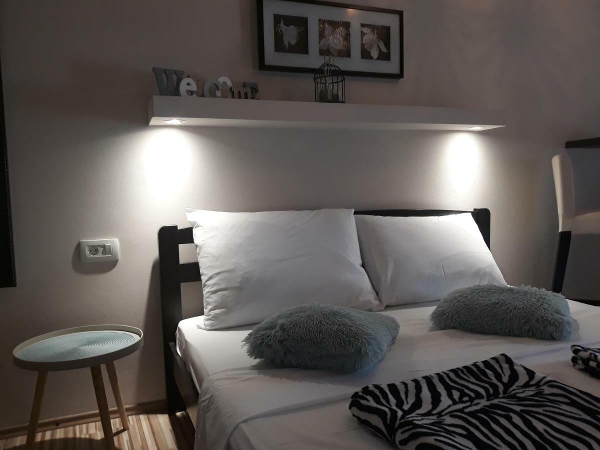 ביוגראד נה מורו Apartmani Diana מראה חיצוני תמונה