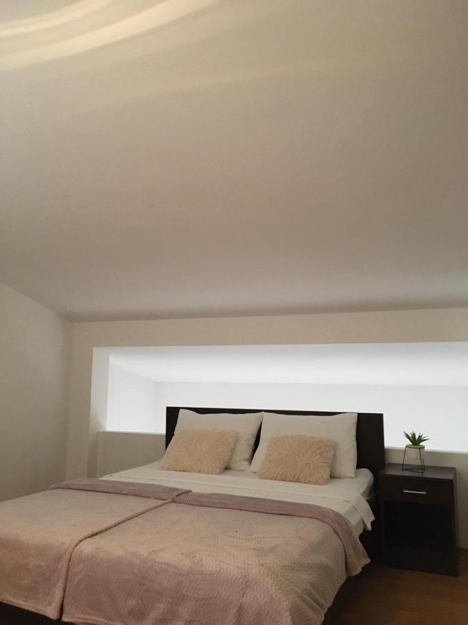 ביוגראד נה מורו Apartmani Diana מראה חיצוני תמונה